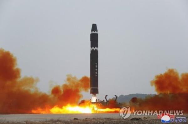 This photo, carried by North Korea's official Korean Central News Agency on Feb. 19, 2023, shows the North's launch of a Hwasong-15 interco<em></em>ntinental ballistic missile at a lofted angle the previous day. (For Use o<em></em>nly in the Republic of Korea. No Redistribution) (Yonhap)