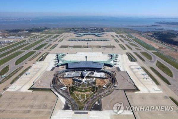 This photo, provided by Incheon Internatio<em></em>nal Airport Corp., shows the airport west of Seoul. (PHOTO NOT FOR SALE) (Yonhap)