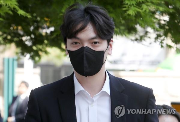 Jo Jae-sung, a volleyball player of the Ansan OK Financial Group Okman, attends a hearing at the Seoul Southern District Court on April 19, 2023. (Yonhap)