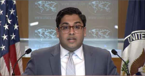 State Department deputy spokesperson Vedant Patel is seen speaking during a daily press briefing at the department in Washington on May 1, 2023 in this captured image. (Yonhap)