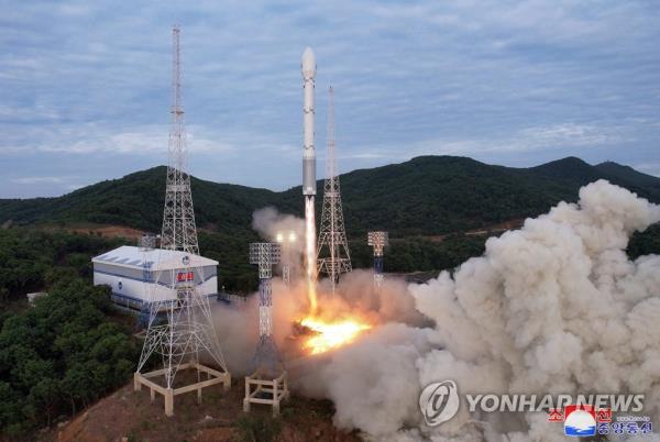 (4日)韩国要求朝鲜放弃发射卫星的计划