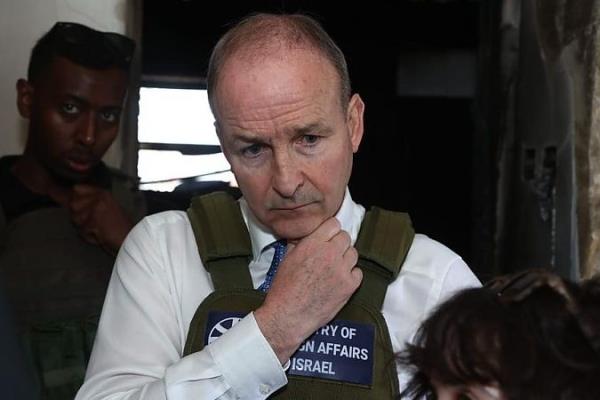 Micheál马丁在参观哈马斯袭击者野蛮行径的现场时尝到了以色列人偏执的滋味