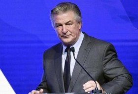 亚历克·鲍德温(Alec Baldwin)的《铁锈》(Rust)在悲剧事件一年后将于1月恢复拍摄